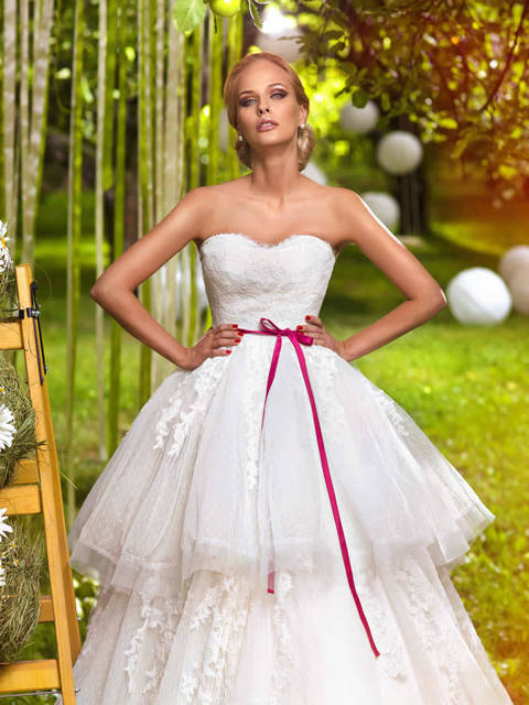 Свадебное платье Sunset. Силуэт Пышное, А-силуэт. Цвет Айвори / Капучино, Белый / Молочный. Вид 3