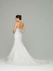 Свадебное платье Aurika. Силуэт А-силуэт. Цвет Белый / Молочный. Вид 2