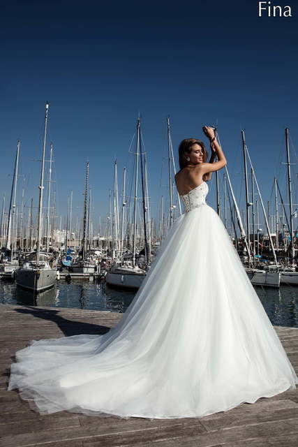 Свадебное платье Fina. Силуэт Пышное, А-силуэт. Цвет Белый / Молочный. Вид 2