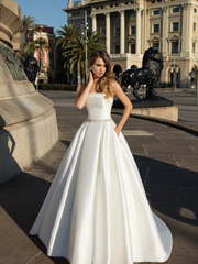 Свадебное платье Nike. Силуэт А-силуэт. Цвет Белый / Молочный. Вид 1