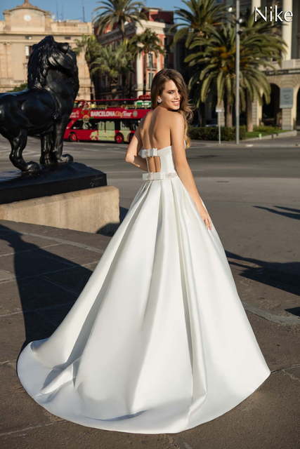 Свадебное платье Nike. Силуэт А-силуэт. Цвет Белый / Молочный. Вид 2