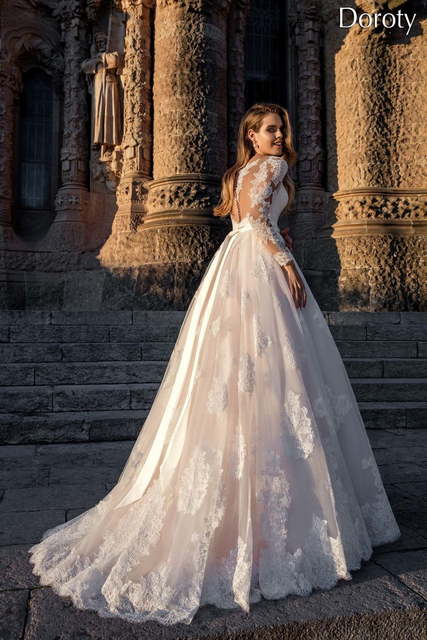 Свадебное платье Dorothy. Силуэт А-силуэт. Цвет Айвори / Капучино, оттенки Розового. Вид 2