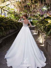 Свадебное платье Diva. Силуэт Пышное, А-силуэт. Цвет Белый / Молочный. Вид 2