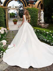 Свадебное платье Denna. Силуэт Пышное, А-силуэт. Цвет Белый / Молочный. Вид 2