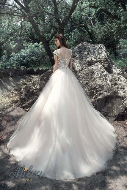 Свадебное платье Риния. Силуэт А-силуэт. Цвет Айвори / Капучино, Белый / Молочный, Персик / Оранжевый. Вид 2