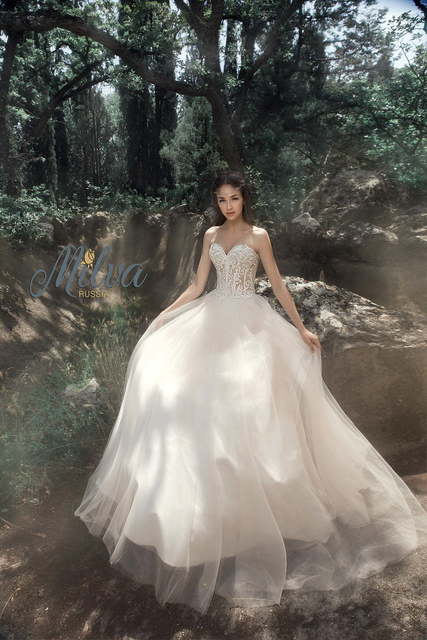 Свадебное платье Диора. Силуэт А-силуэт. Цвет Айвори / Капучино, Персик / Оранжевый, оттенки Розового. Вид 4