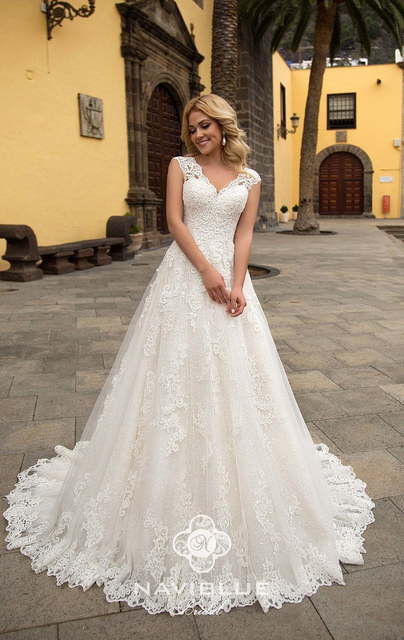 Свадебное платье Lindsey. Силуэт А-силуэт. Цвет Айвори / Капучино, Белый / Молочный. Вид 3