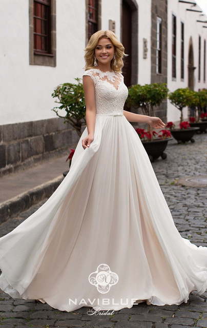 Свадебное платье Lessia. Силуэт А-силуэт, Прямое. Цвет Белый / Молочный, оттенки Розового. Вид 3