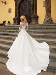 Свадебное платье Leona. Силуэт Пышное, А-силуэт. Цвет Белый / Молочный. Вид 1