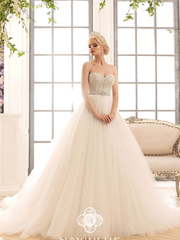 Свадебное платье Kortny. Силуэт Пышное, А-силуэт. Цвет Белый / Молочный, Айвори / Капучино. Вид 1