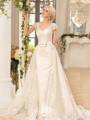 Свадебное платье Korall. Силуэт А-силуэт, Рыбка. Цвет Белый / Молочный, Айвори / Капучино. Вид 2