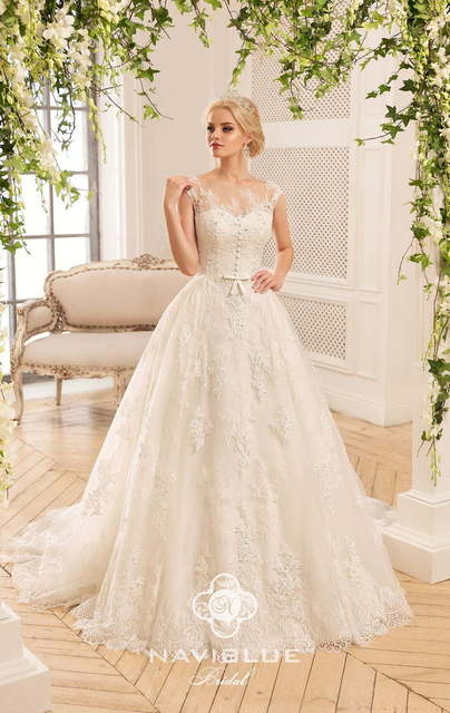 Свадебное платье Klaris. Силуэт Пышное, А-силуэт. Цвет Айвори / Капучино. Вид 2