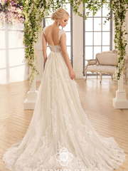 Свадебное платье Karolina. Силуэт А-силуэт, Прямое. Цвет Белый / Молочный, Айвори / Капучино. Вид 1