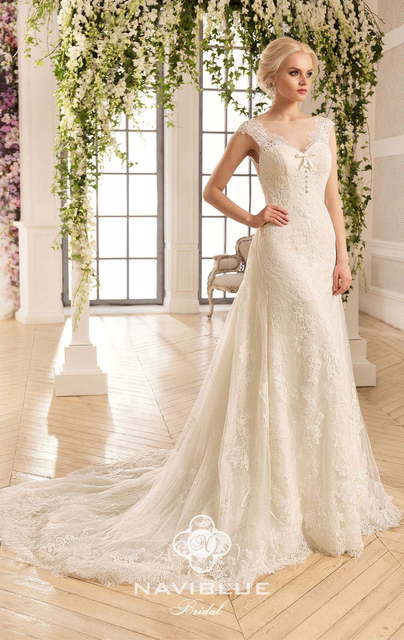 Свадебное платье Karolina. Силуэт А-силуэт, Прямое. Цвет Айвори / Капучино, Белый / Молочный. Вид 2