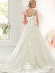 Свадебное платье Delinda. Силуэт А-силуэт. Цвет Белый / Молочный. Вид 2