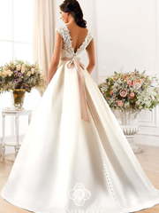 Свадебное платье 13382. Силуэт А-силуэт. Цвет Белый / Молочный, Айвори / Капучино. Вид 1