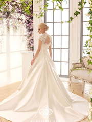 Свадебное платье Klarinda. Силуэт А-силуэт. Цвет Белый / Молочный, Айвори / Капучино. Вид 2