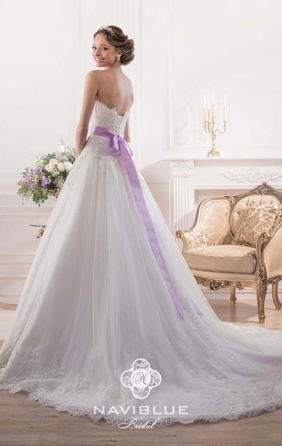 Свадебное платье 13111A. Силуэт Пышное, А-силуэт. Цвет Белый / Молочный. Вид 3