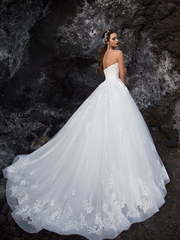 Свадебное платье Star. Силуэт Пышное, А-силуэт. Цвет Белый / Молочный. Вид 2