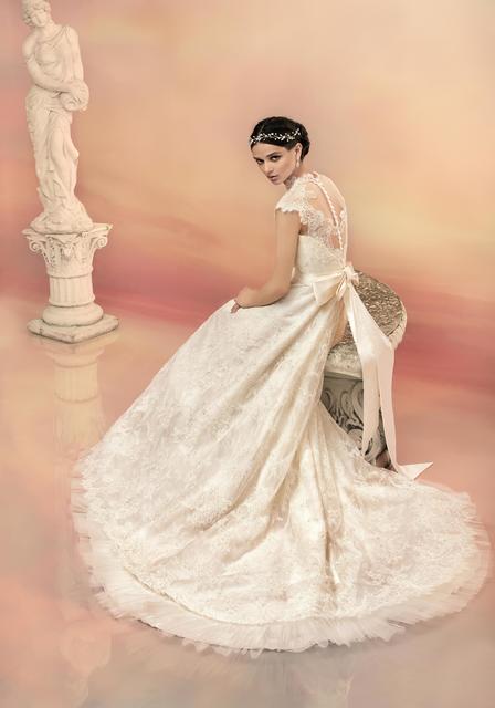 Свадебное платье Доротея. Силуэт А-силуэт. Цвет Айвори / Капучино. Вид 2