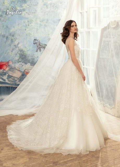 Свадебное платье Зарянка. Силуэт Пышное, А-силуэт. Цвет Айвори / Капучино. Вид 2