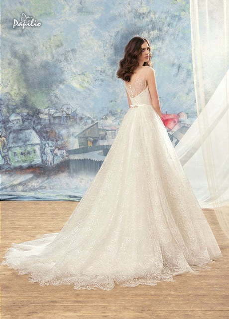 Свадебное платье Зарянка. Силуэт Пышное, А-силуэт. Цвет Айвори / Капучино. Вид 3