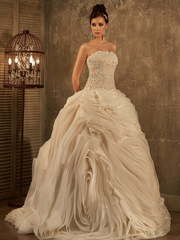 Свадебное платье Priseda. Силуэт А-силуэт. Цвет Айвори / Капучино. Вид 1