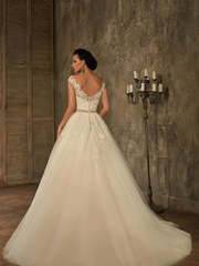 Свадебное платье Lofesso. Силуэт А-силуэт. Цвет Белый / Молочный, Айвори / Капучино. Вид 2