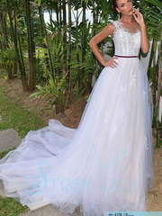 Свадебное платье Ориан. Силуэт А-силуэт. Цвет Белый / Молочный, Айвори / Капучино. Вид 1