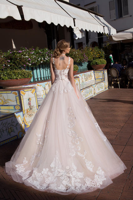 Свадебное платье Janini. Силуэт А-силуэт. Цвет Персик / Оранжевый, оттенки Розового. Вид 2