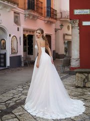 Свадебное платье Valeria. Силуэт А-силуэт. Цвет Белый / Молочный, оттенки Розового. Вид 2