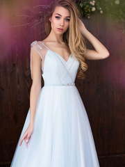 Свадебное платье Heavenly Delphinium. Силуэт А-силуэт. Цвет Белый / Молочный. Вид 1