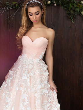 Свадебное платье Royal Orchid. Силуэт А-силуэт. Цвет оттенки Розового. Вид 1