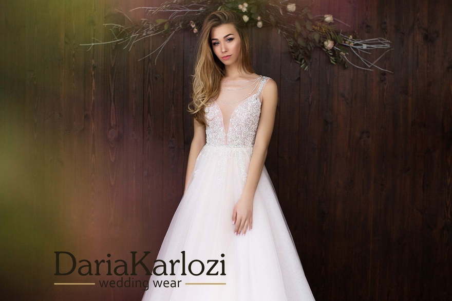 Свадебное платье Courageous Carnation. Силуэт А-силуэт. Цвет оттенки Розового. Вид 3