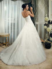 Свадебное платье Монарда. Силуэт А-силуэт. Цвет Белый / Молочный. Вид 2