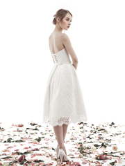 Свадебное платье Syu. Силуэт А-силуэт. Цвет Белый / Молочный. Вид 2