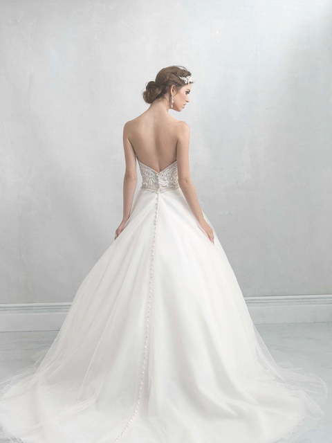 Свадебное платье 13. Силуэт Пышное, А-силуэт. Цвет Айвори / Капучино, Белый / Молочный. Вид 2