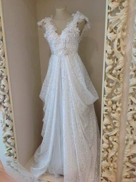 Свадебное платье Sp11-gd3. Силуэт А-силуэт, Прямое. Цвет Айвори / Капучино, Белый / Молочный. Вид 2