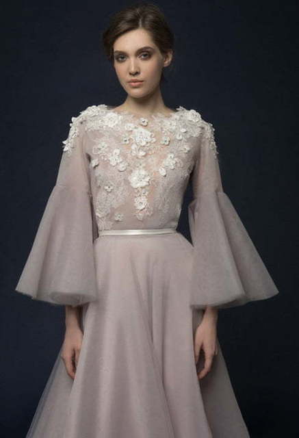 Свадебное платье Lilla. Силуэт А-силуэт, Прямое. Цвет Лавандовый / Фиолетовый, Пепельный / Металлик, оттенки Розового. Вид 5