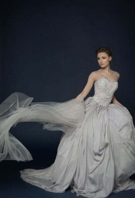 Свадебное платье Nilma. Силуэт Пышное, А-силуэт. Цвет Пепельный / Металлик. Вид 7