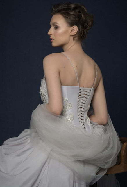 Свадебное платье Nilma. Силуэт Пышное, А-силуэт. Цвет Пепельный / Металлик. Вид 8