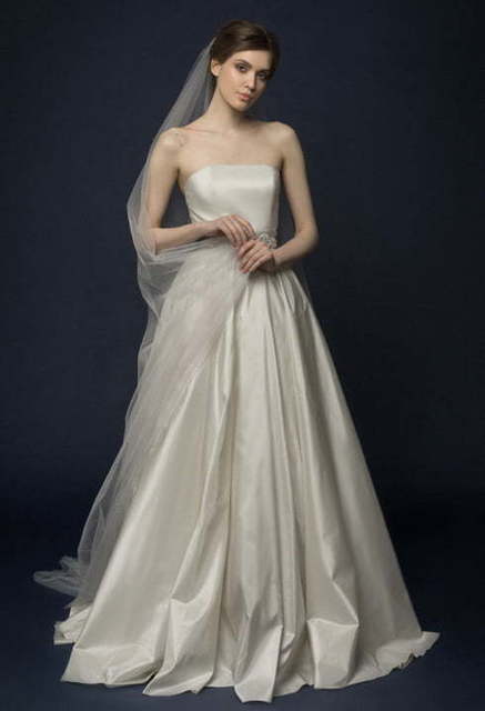 Свадебное платье Filona. Силуэт А-силуэт. Цвет Айвори / Капучино. Вид 4