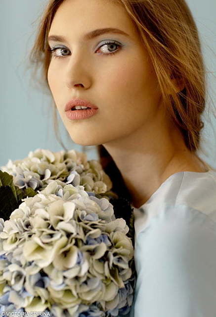 Свадебное платье Lorem. Силуэт А-силуэт. Цвет Голубой / Синий. Вид 5