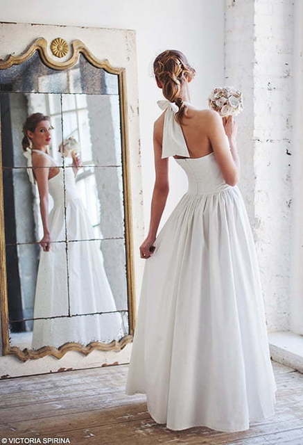 Свадебное платье Plumeria. Силуэт А-силуэт, Прямое. Цвет Белый / Молочный. Вид 2