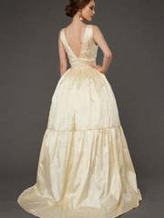 Свадебное платье Eva Gold. Силуэт Пышное, А-силуэт. Цвет Айвори / Капучино. Вид 2