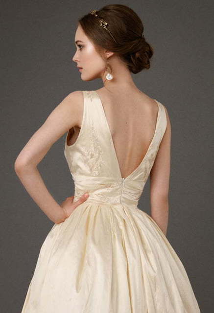 Свадебное платье Eva Gold. Силуэт Пышное, А-силуэт. Цвет Айвори / Капучино. Вид 3