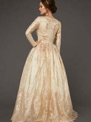 Свадебное платье Briar Gold. Силуэт А-силуэт. Цвет Айвори / Капучино, Персик / Оранжевый, Золото. Вид 2