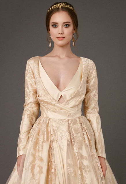 Свадебное платье Briar Gold. Силуэт А-силуэт. Цвет Айвори / Капучино, Золото, Персик / Оранжевый. Вид 3