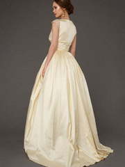 Свадебное платье Briar. Силуэт А-силуэт. Цвет Айвори / Капучино, Золото. Вид 2