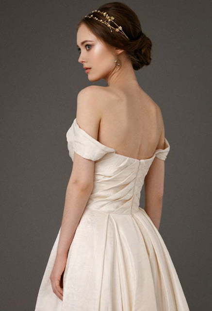 Свадебное платье Diantha. Силуэт А-силуэт. Цвет Айвори / Капучино, Белый / Молочный, Персик / Оранжевый. Вид 3